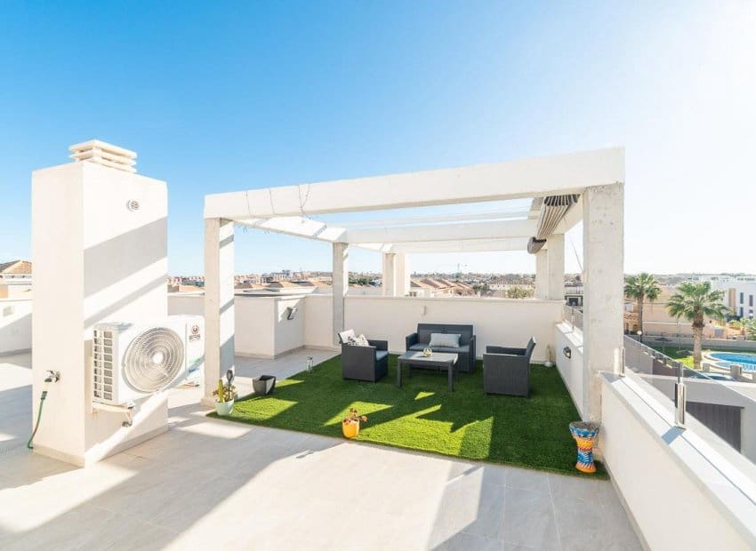 2 chambre Maison de Ville à vendre à Orihuela Costa avec piscine - 255 000 € (Ref: 9882460)
