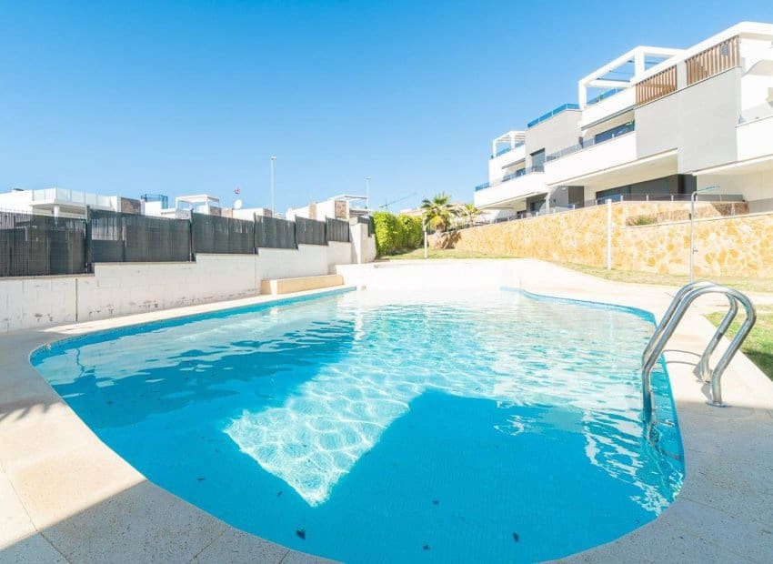 2 chambre Maison de Ville à vendre à Orihuela Costa avec piscine - 255 000 € (Ref: 9882460)