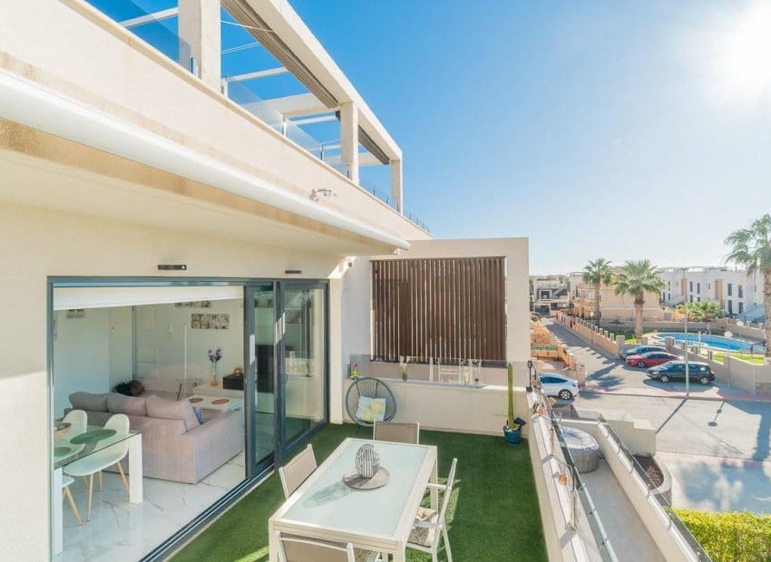 2 chambre Maison de Ville à vendre à Orihuela Costa avec piscine - 255 000 € (Ref: 9882460)