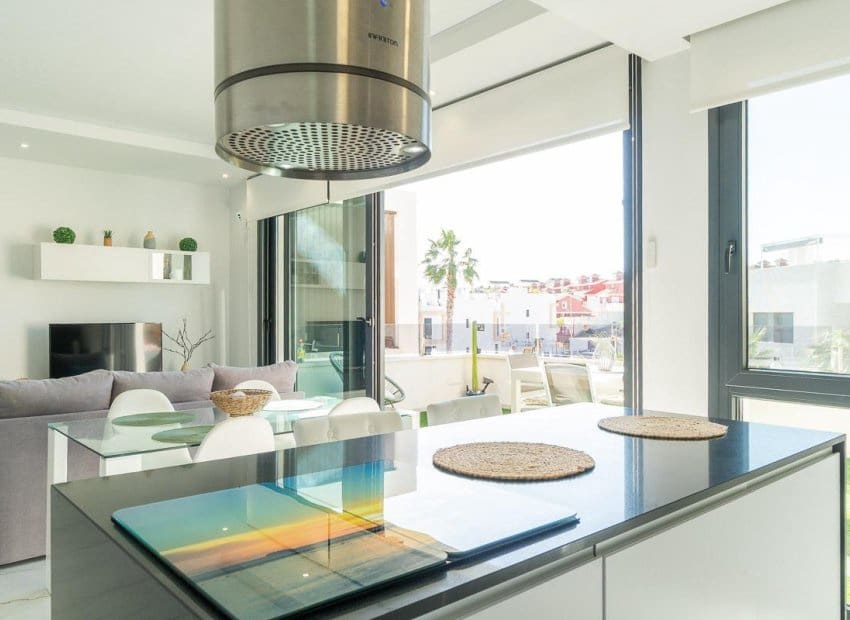 2 chambre Maison de Ville à vendre à Orihuela Costa avec piscine - 255 000 € (Ref: 9882460)