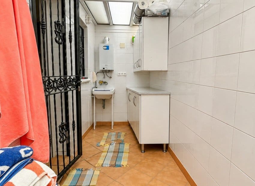 3 makuuhuone Huvila myytävänä paikassa Orihuela Costa mukana uima-altaan - 435 900 € (Ref: 9882461)