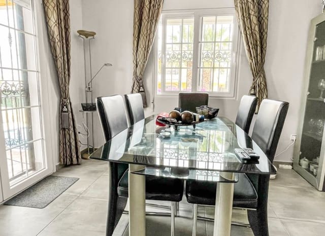 3 makuuhuone Huvila myytävänä paikassa Lomas de Cabo Roig - Los Dolses, Orihuela mukana uima-altaan - 435 900 € (Ref: 9882461)