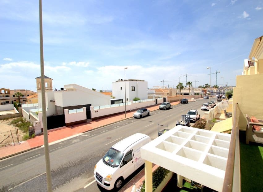 3 bedroom Townhouse for sale in Dona Pepa - € 225,000 (Ref: 9882462)