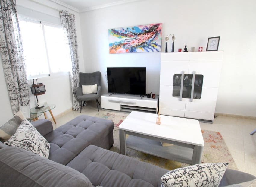 3 bedroom Townhouse for sale in Dona Pepa - € 225,000 (Ref: 9882462)