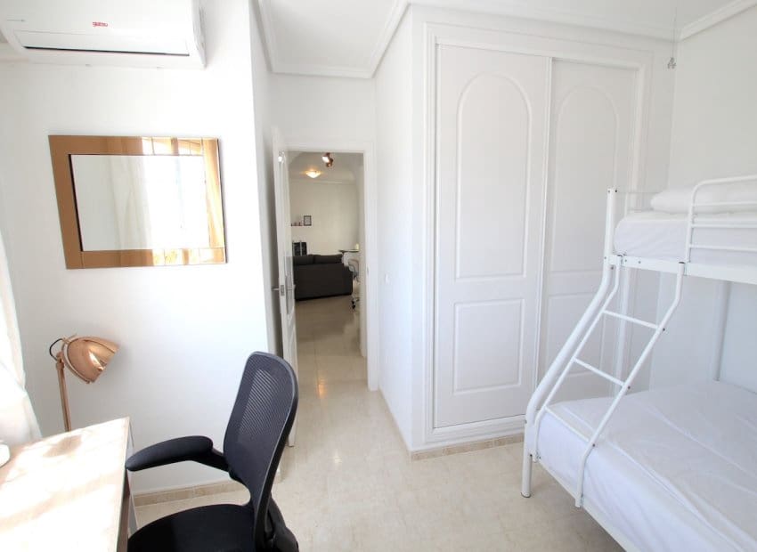 3 bedroom Townhouse for sale in Dona Pepa - € 225,000 (Ref: 9882462)