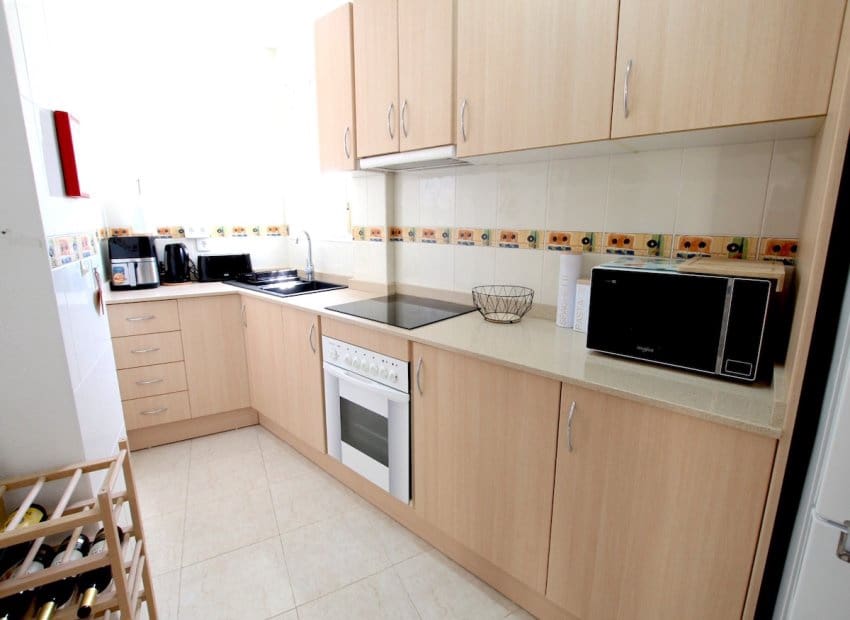 3 bedroom Townhouse for sale in Dona Pepa - € 225,000 (Ref: 9882462)