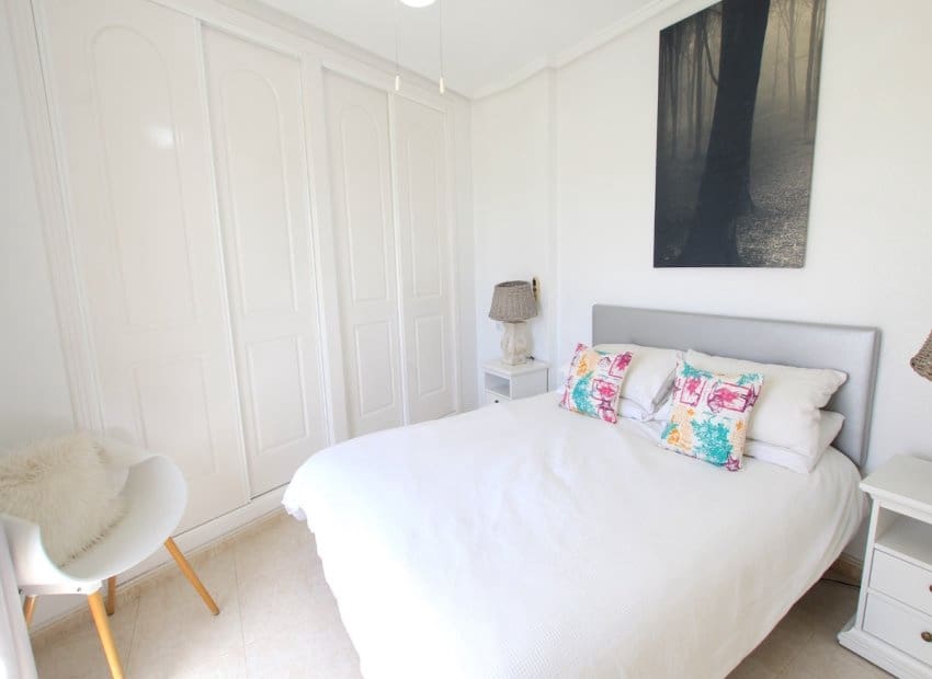 3 bedroom Townhouse for sale in Dona Pepa - € 225,000 (Ref: 9882462)