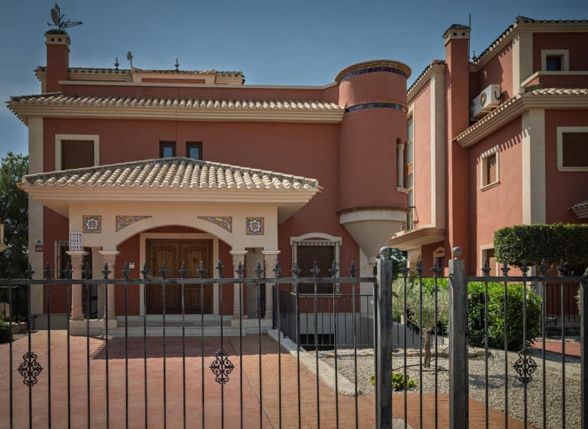 3 soveværelse Lejlighed til salg i Orihuela Costa med swimmingpool - € 378.500 (Ref: 9889179)