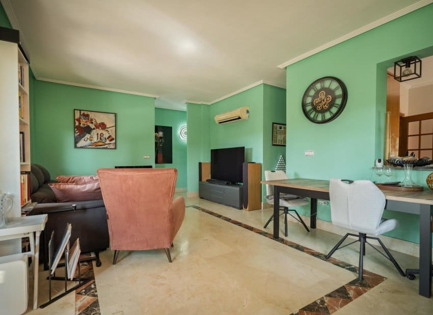 3 soveværelse Lejlighed til salg i Orihuela Costa med swimmingpool - € 378.500 (Ref: 9889179)