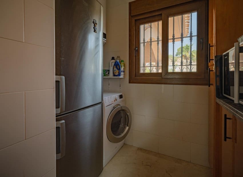 3 soveværelse Lejlighed til salg i Orihuela Costa med swimmingpool - € 378.500 (Ref: 9889179)