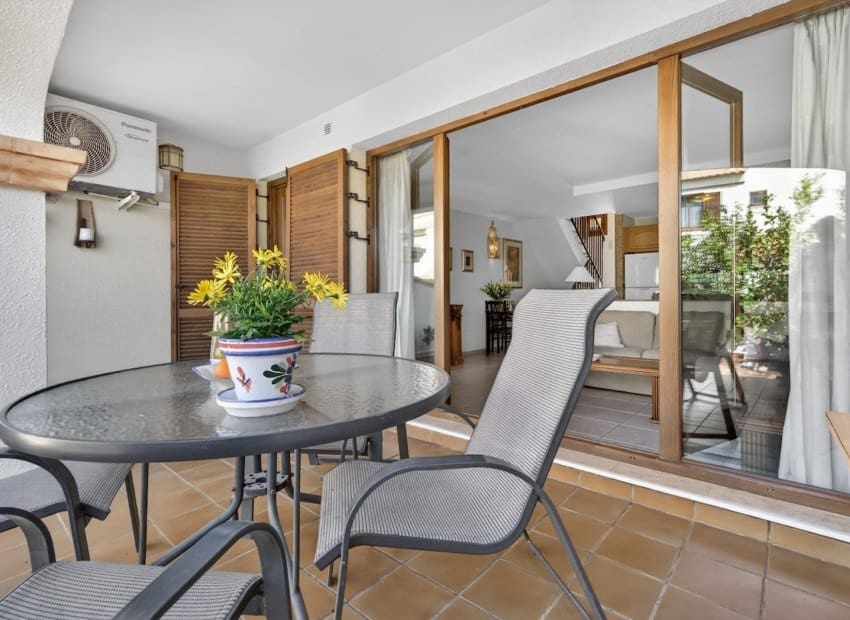 3 soveværelse Byhus til salg i Gran Alacant med swimmingpool - € 366.000 (Ref: 9889181)