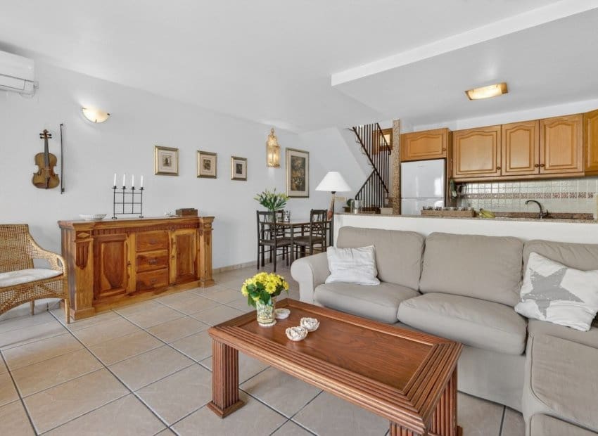 3 soveværelse Byhus til salg i Gran Alacant med swimmingpool - € 366.000 (Ref: 9889181)