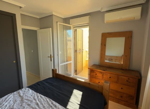 3 soverom Villa til salgs i Doña Pepa, Rojales med svømmebasseng - € 315 000 (Ref: 9889182)