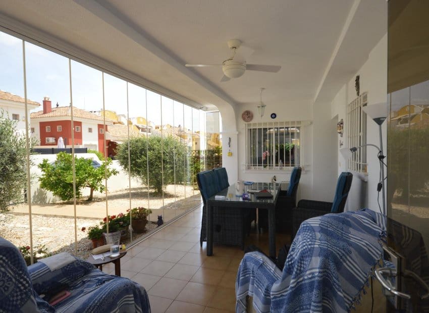 3 bedroom Villa for sale in Los Montesinos with pool - € 279,000 (Ref: 9889183)