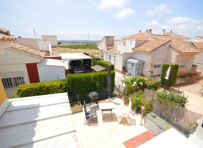 3 bedroom Villa for sale in Los Montesinos with pool - € 279,000 (Ref: 9889183)