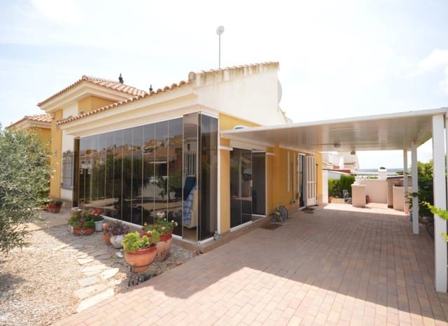 3 soveværelse Villa til salg i Los Montesinos med swimmingpool - € 279.000 (Ref: 9889183)