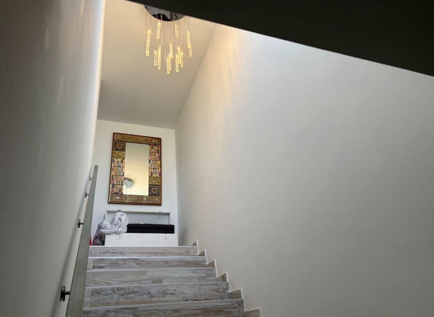 2 Zimmer Villa zu verkaufen in Torrevieja mit Pool - 465.000 € (Ref: 9889184)