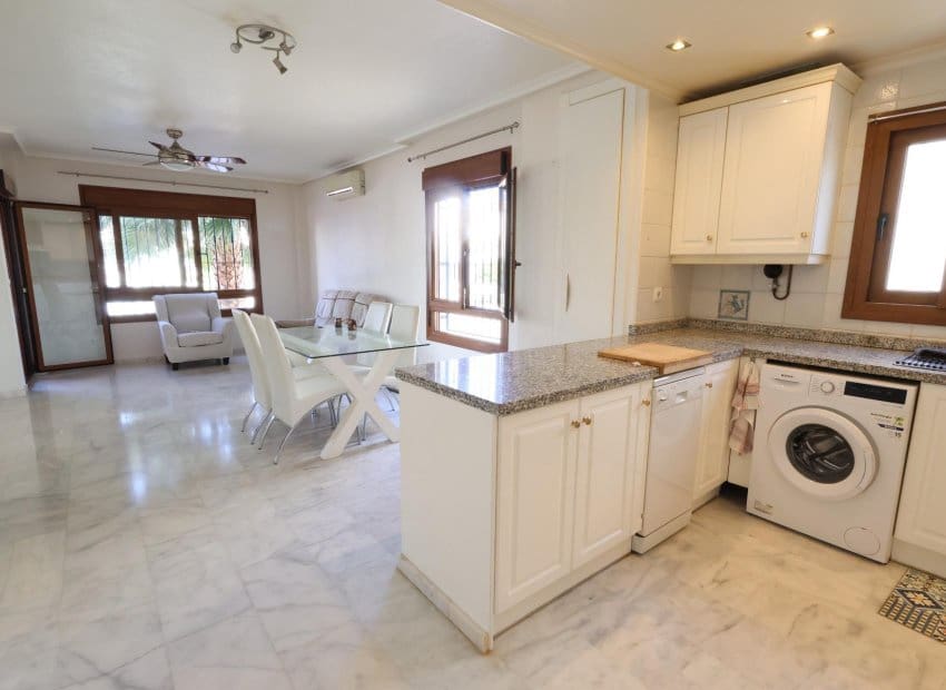 2 bedroom Apartment for sale in Orihuela Costa with pool - € 195,000 (Ref: 9889186)