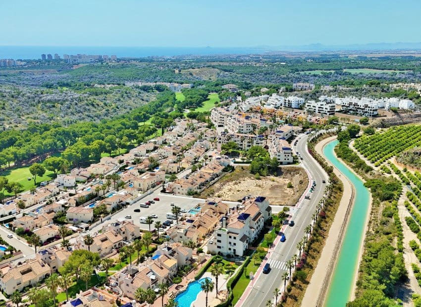 2 soverom Hus til salgs i Las Ramblas Golf med svømmebasseng - € 229 000 (Ref: 9889187)
