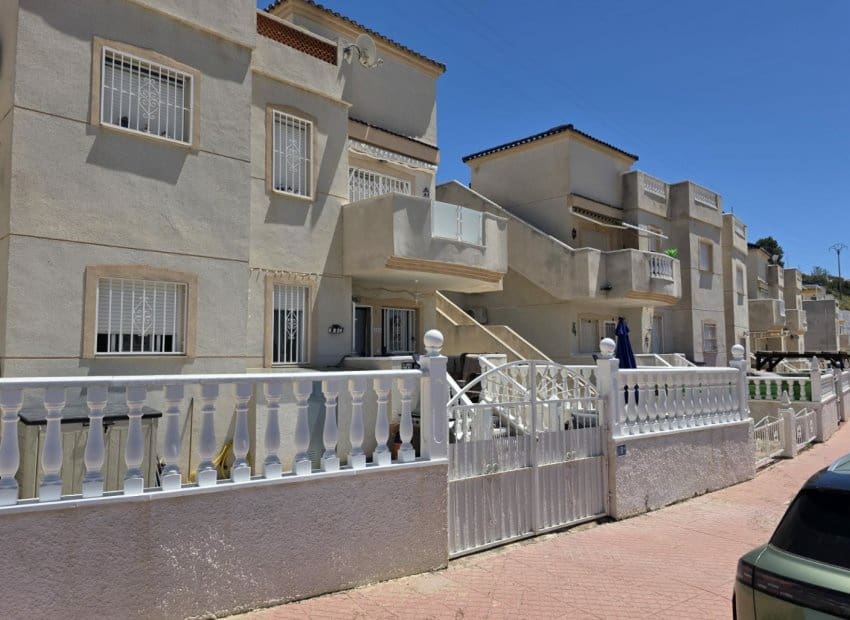 2 Zimmer Apartment zu verkaufen in Ciudad Quesada mit Pool - 149.950 € (Ref: 9889188)