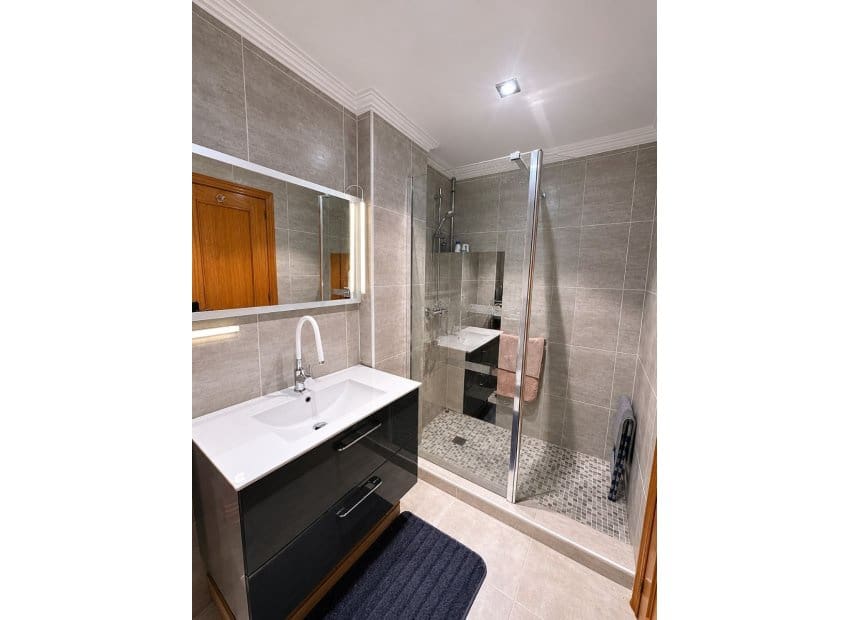 2 bedroom Apartment for sale in Cabo Roig with pool - € 164,995 (Ref: 9891074)