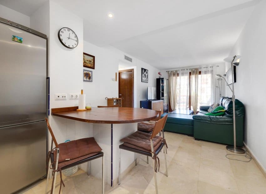 2 sypialnia Apartament na sprzedaż w Punta Prima z basenem - 239 969 € (Ref: 9891075)