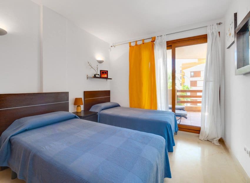 2 sypialnia Apartament na sprzedaż w Punta Prima z basenem - 239 969 € (Ref: 9891075)