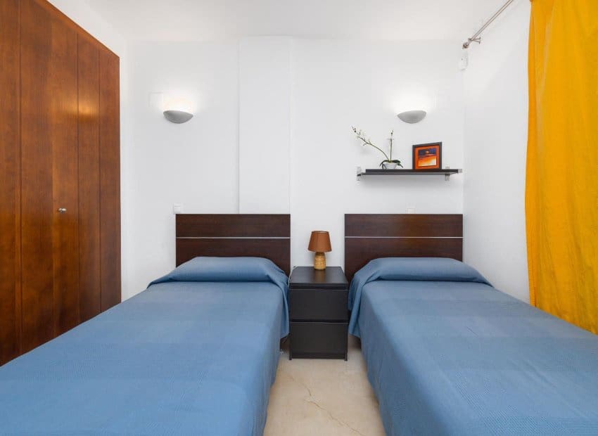 2 sypialnia Apartament na sprzedaż w Punta Prima z basenem - 239 969 € (Ref: 9891075)