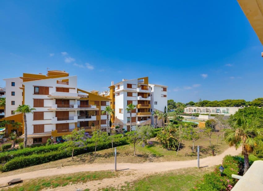 2 sypialnia Apartament na sprzedaż w Punta Prima z basenem - 239 969 € (Ref: 9891075)