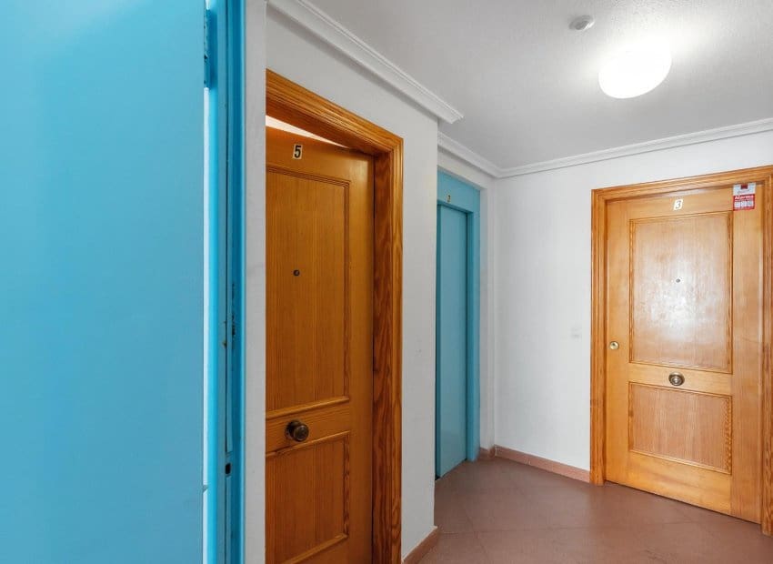 3 soveværelse Lejlighed til salg i Torrevieja - € 184.900 (Ref: 9891076)