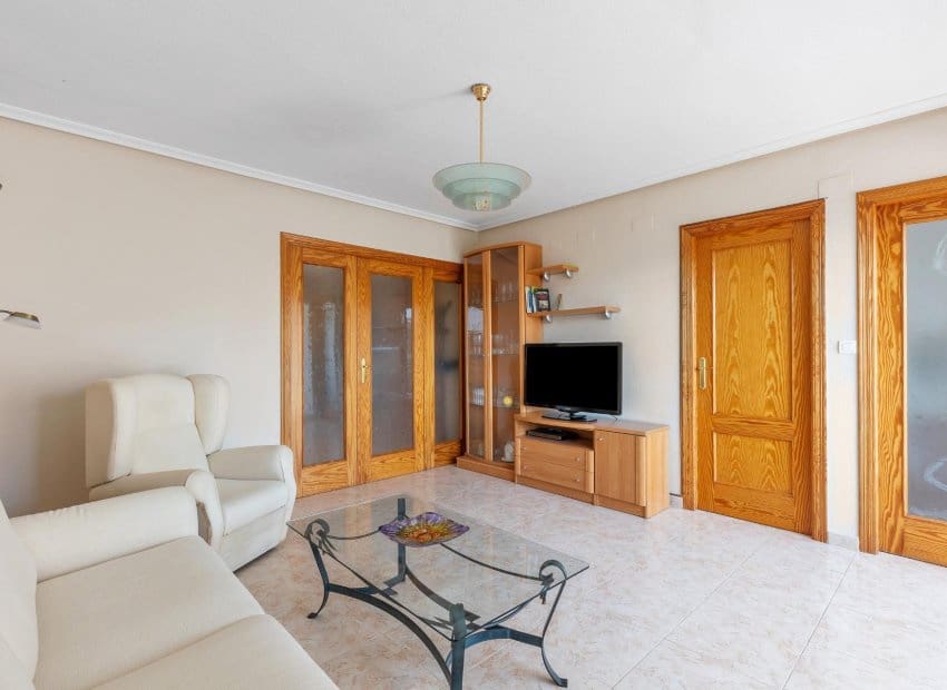 3 soveværelse Lejlighed til salg i Torrevieja - € 184.900 (Ref: 9891076)