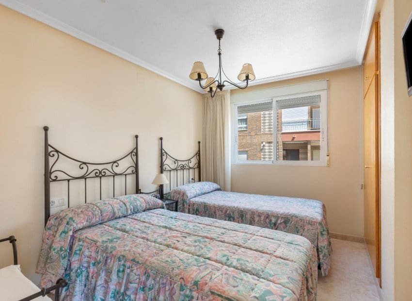 3 soveværelse Lejlighed til salg i Torrevieja - € 184.900 (Ref: 9891076)