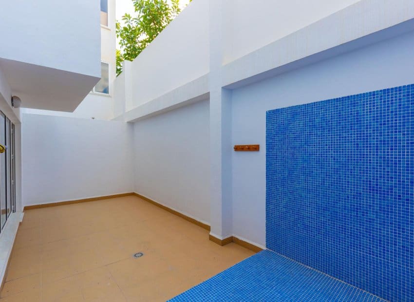3 soveværelse Lejlighed til salg i Torrevieja - € 184.900 (Ref: 9891076)