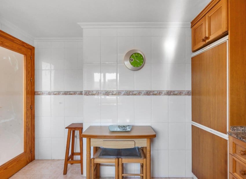 3 soveværelse Lejlighed til salg i Torrevieja - € 184.900 (Ref: 9891076)