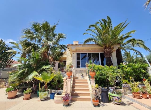 3 soveværelse Villa til salg i Ciudad Quesada, Rojales med swimmingpool - € 550.000 (Ref: 9897427)