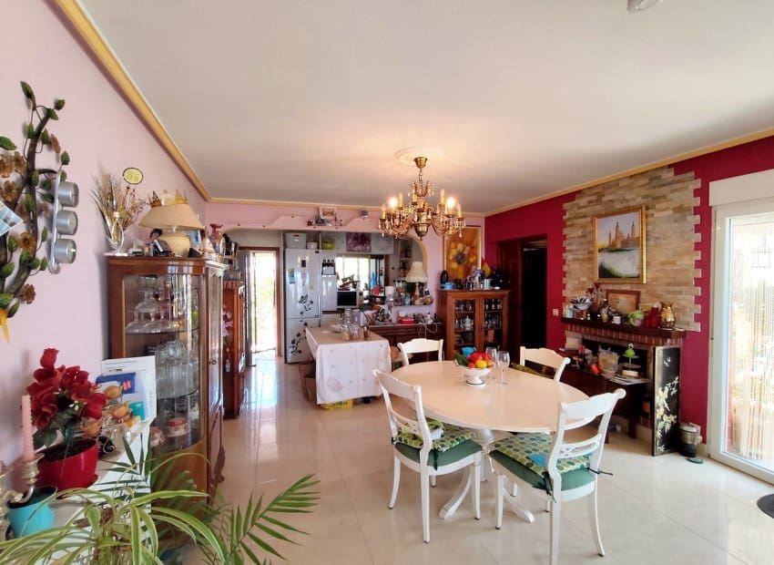 3 soveværelse Villa til salg i Ciudad Quesada med swimmingpool - € 550.000 (Ref: 9897427)
