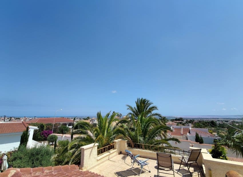 3 soveværelse Villa til salg i Ciudad Quesada med swimmingpool - € 550.000 (Ref: 9897427)