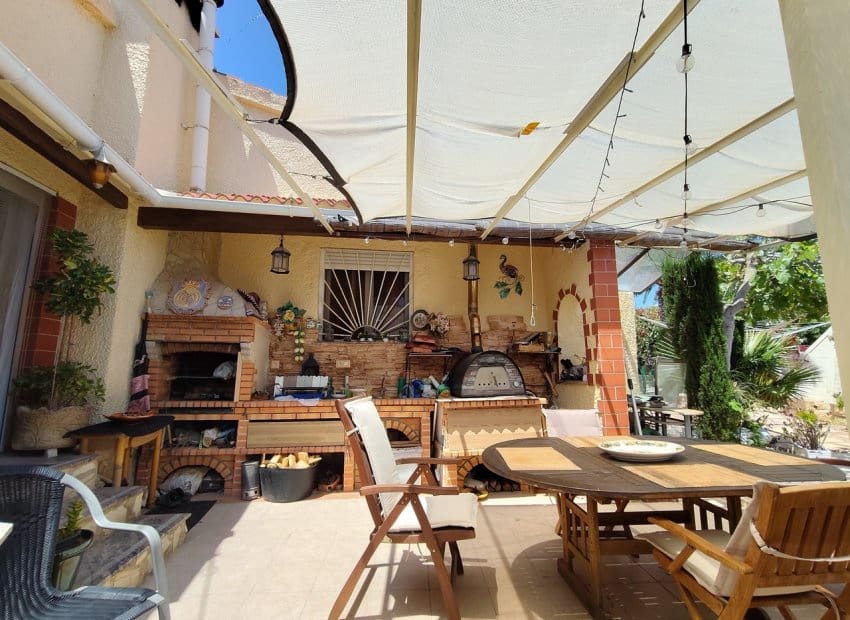 3 soveværelse Villa til salg i Ciudad Quesada med swimmingpool - € 550.000 (Ref: 9897427)