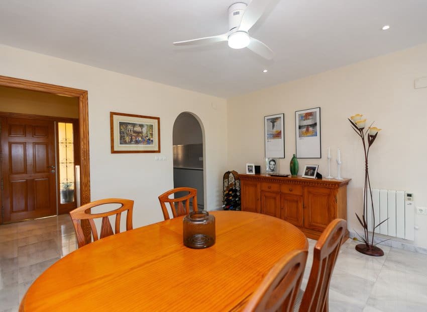 3 slaapkamer Villa te koop in Los Balcones met zwembad - € 425.000 (Ref: 9897431)