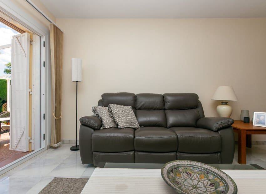3 slaapkamer Villa te koop in Los Balcones met zwembad - € 425.000 (Ref: 9897431)