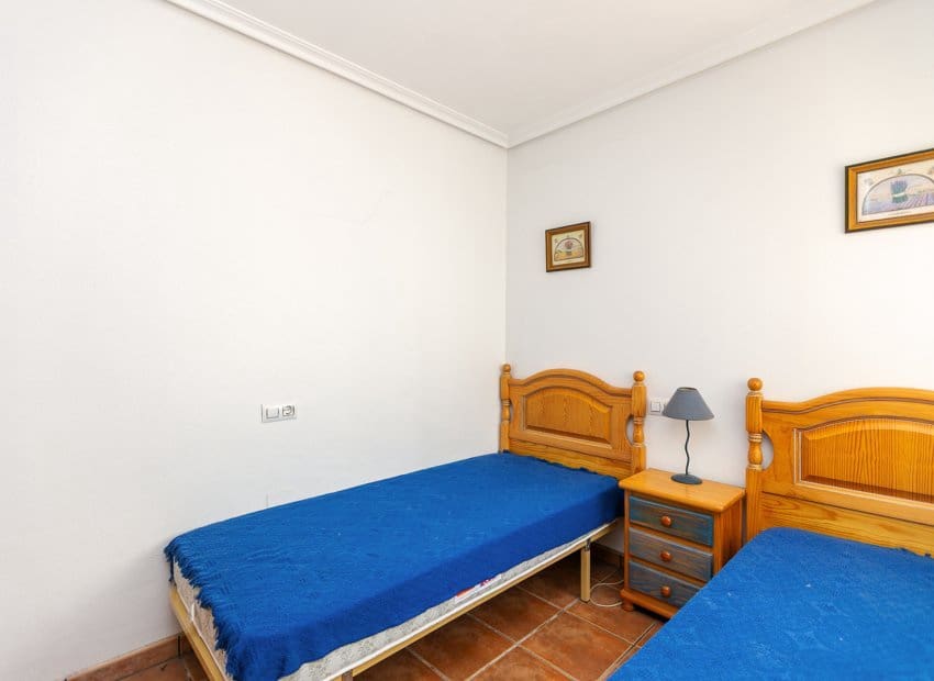 2 quarto Casa em Banda para venda em La Zenia com piscina - 235 000 € (Ref: 9897432)