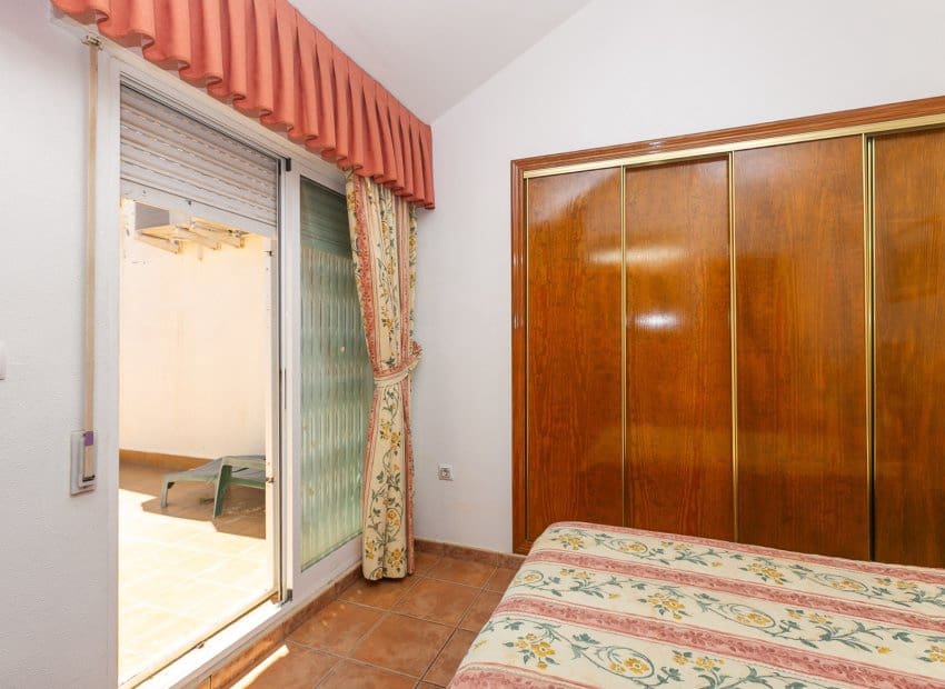 2 quarto Casa em Banda para venda em La Zenia com piscina - 235 000 € (Ref: 9897432)