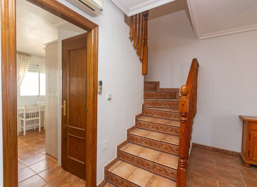 2 quarto Casa em Banda para venda em La Zenia com piscina - 235 000 € (Ref: 9897432)
