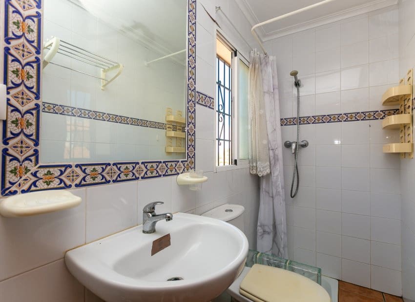 2 quarto Casa em Banda para venda em La Zenia com piscina - 235 000 € (Ref: 9897432)