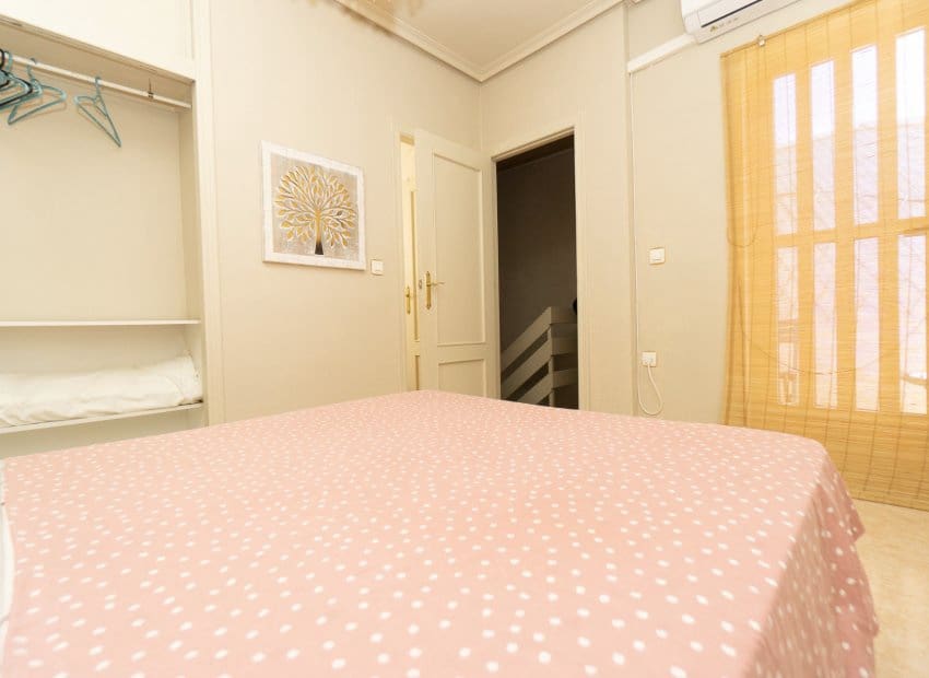 3 quarto Casa em Banda para venda em Playa Flamenca com piscina - 195 000 € (Ref: 9897433)