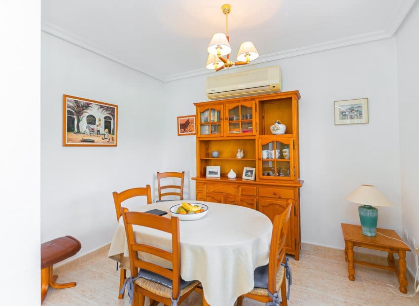 2 bedroom Townhouse for sale in Playa Flamenca with pool - € 270,000 (Ref: 9897434)