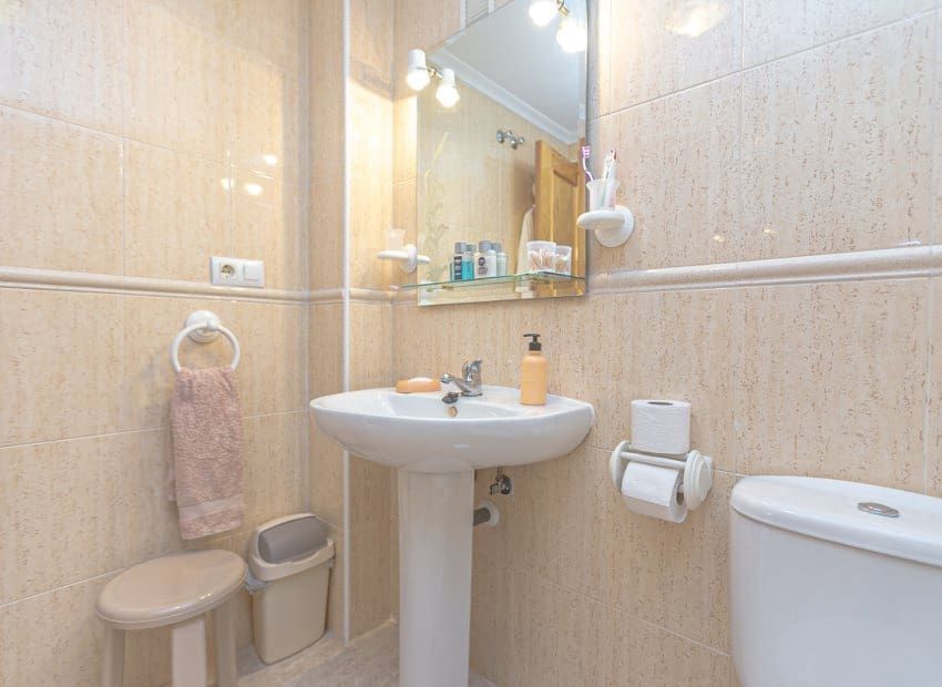 2 bedroom Townhouse for sale in Playa Flamenca with pool - € 270,000 (Ref: 9897434)