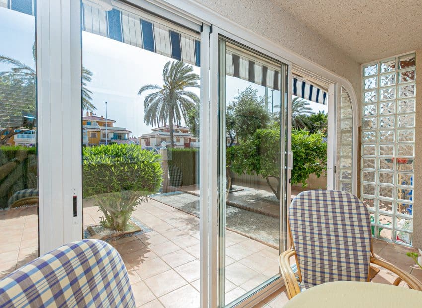 2 bedroom Townhouse for sale in Playa Flamenca with pool - € 270,000 (Ref: 9897434)