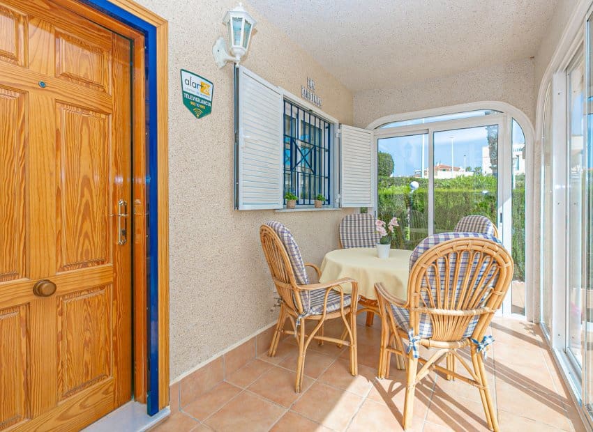 2 bedroom Townhouse for sale in Playa Flamenca with pool - € 270,000 (Ref: 9897434)