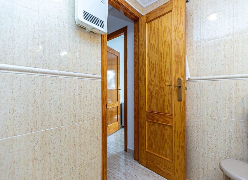 2 bedroom Townhouse for sale in Playa Flamenca with pool - € 270,000 (Ref: 9897434)
